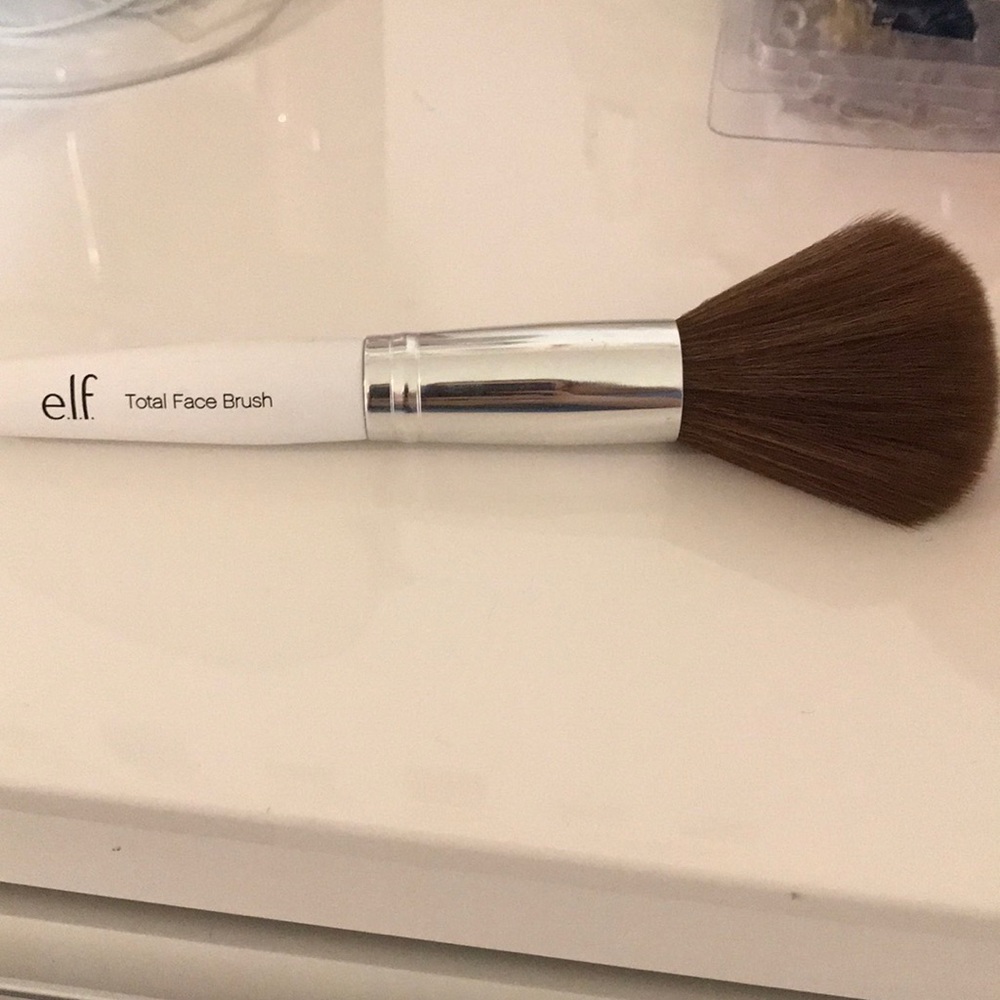 BRAND NEW ELF BRUSH